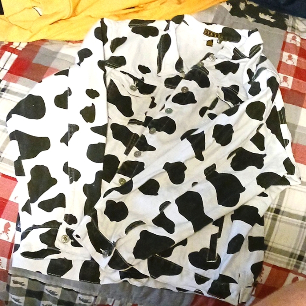 Never worn Cow print croped Jean jacket/brand-taxi size 3X